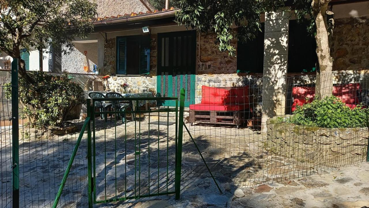 Casa Vacanze Alfano アシェーア エクステリア 写真
