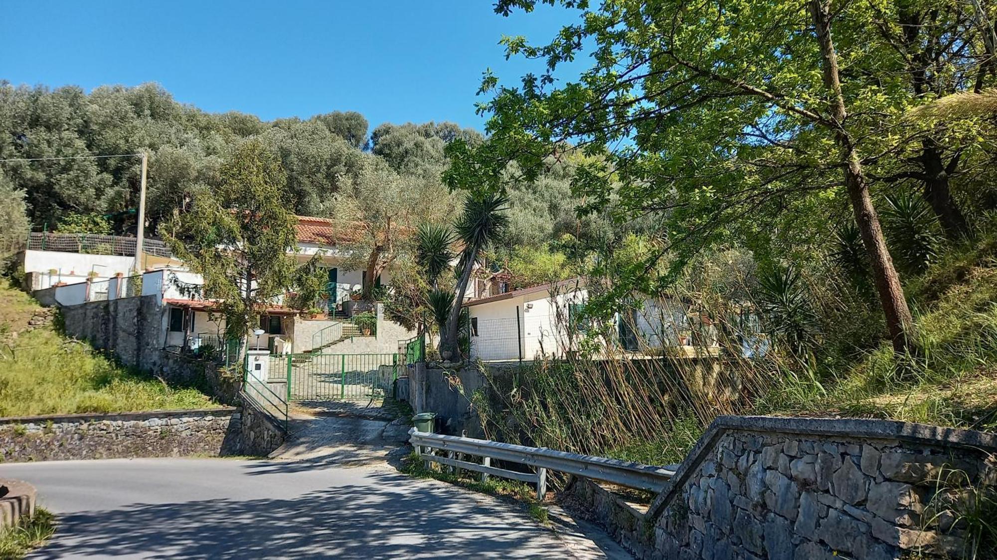 Casa Vacanze Alfano アシェーア エクステリア 写真